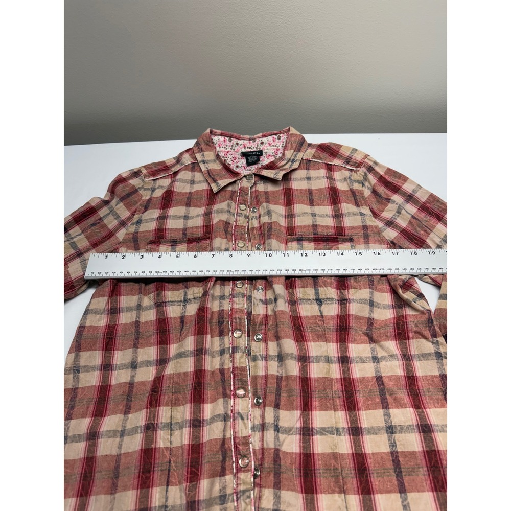 Rue21 Womens XL Red Tan Plaid Western Snap Front Frayed Hem Cotton Shirt - Picture 8 of 9